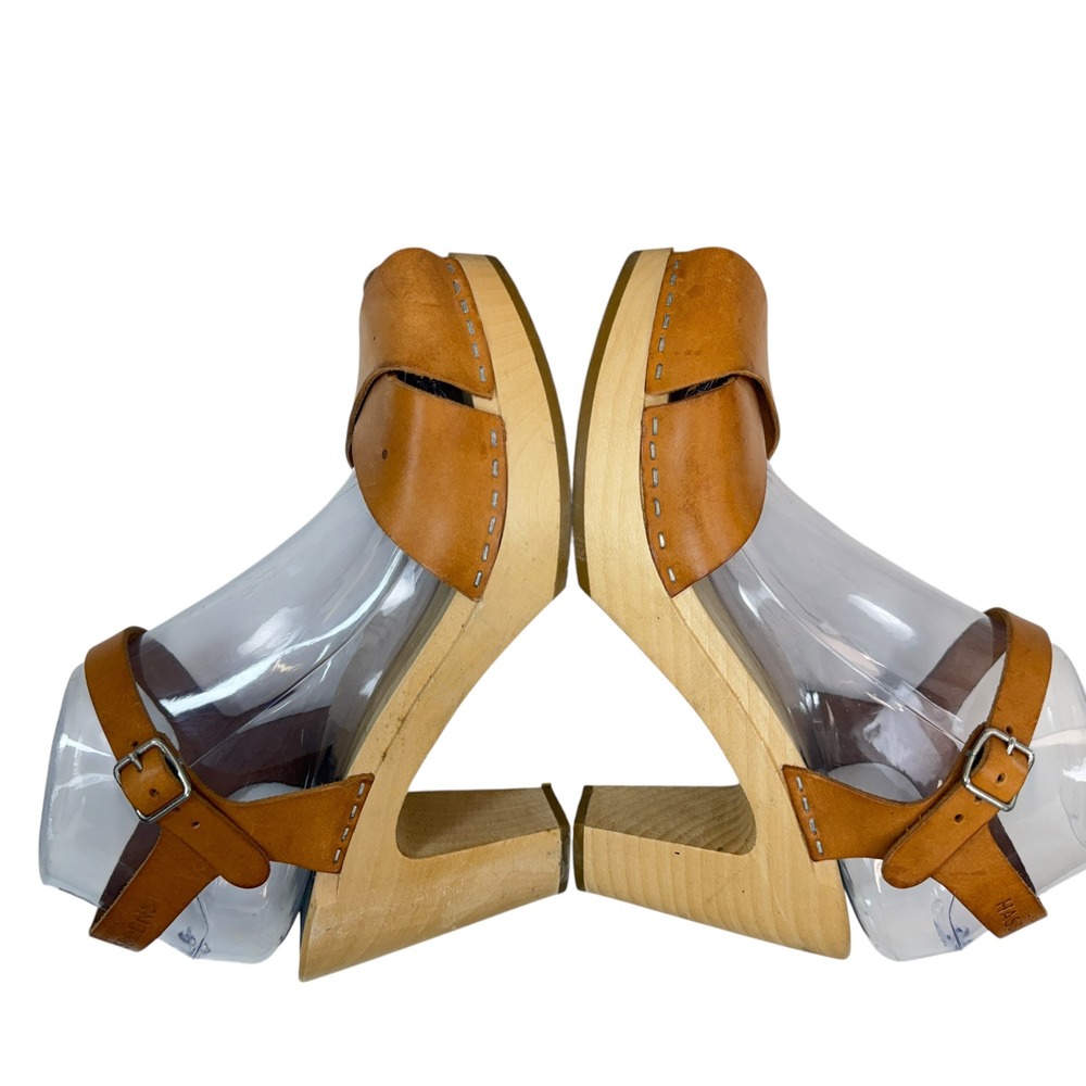Shoes - Picture 7 of 11